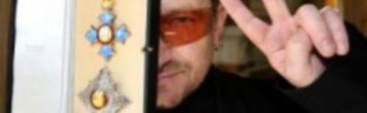 Bono odebrał tytuł szlachecki! ^  ^  ^  ^ 